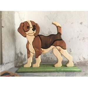 Cane Beagle furi porta