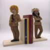 Fermalibro con personaggi del libro "Diario Vittoriano"
