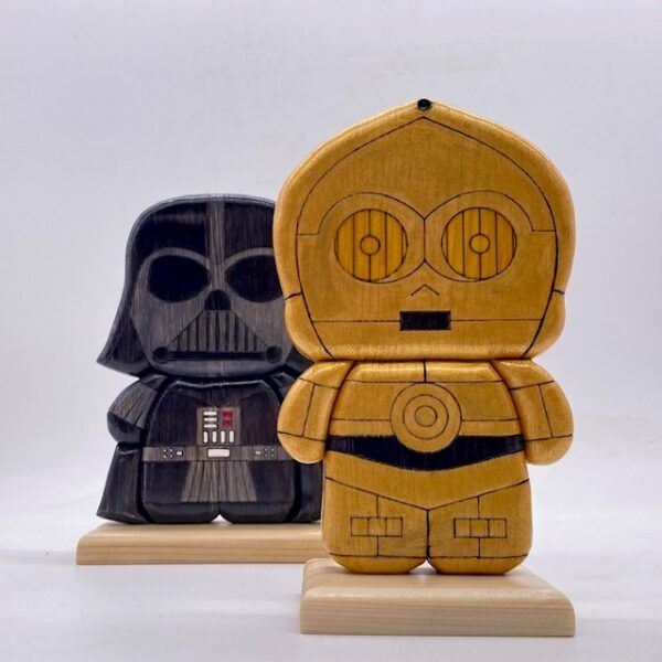 C-3PO e Darth Vader in legno creazione artigianale