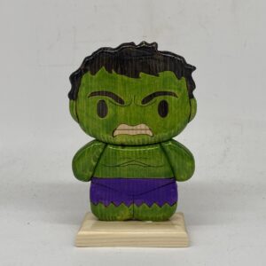 Personaggio Marvel - Hulk in legno creazione artigianale
