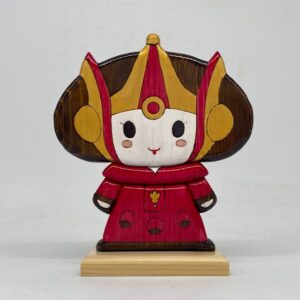 Personaggi in legno, creazione artigianale